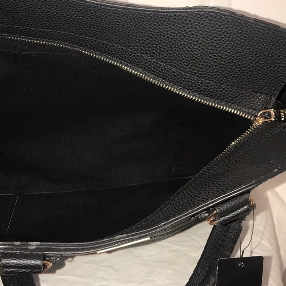 BCBG Paris purse 💕 - Picture 6 of 8